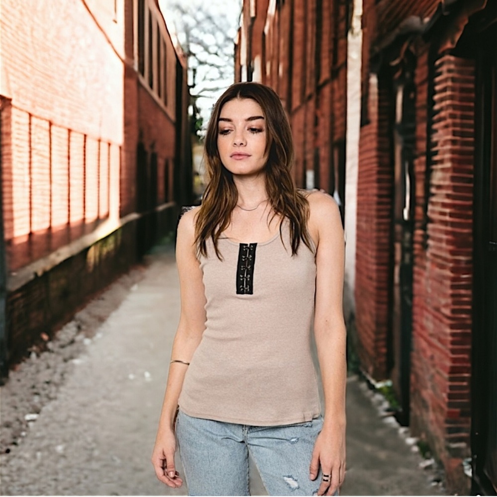 Ribbed Hook & Eye Tank-TAN